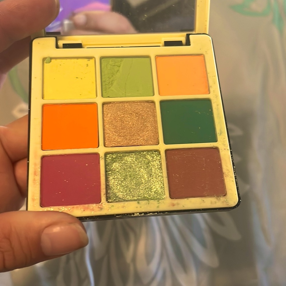 ABH eye shadow palette